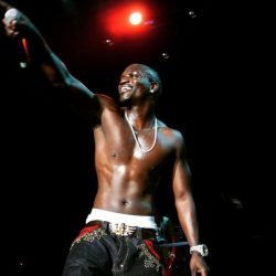 Aliaune Damala Bouga Time Bongo Puru Nacka Lu Lu Lu Badara Akon Thiam