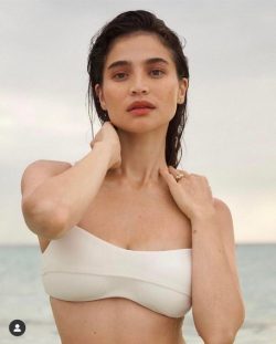 Anne Curtis
