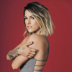Cassadee Blake Pope