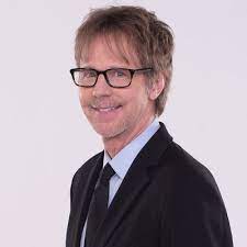 Dana Thomas Carvey