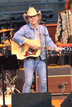 Dwight David Yoakam