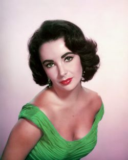 Elizabeth Rosemond Taylor