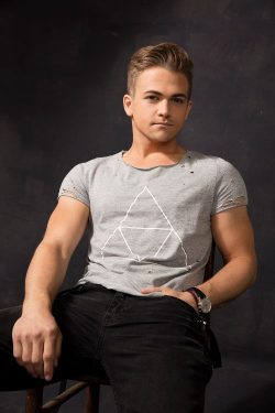 Hunter Easton Hayes