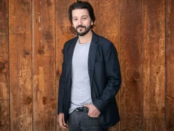 Diego Luna Alexander