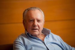 Morris Kahn