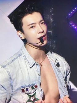 Lee Dong Hae ( Donghae )