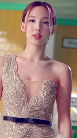 Im Na Yeon ( Nayeon )