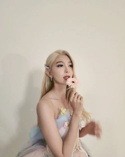 Lee Yu Bin ( Dami )
