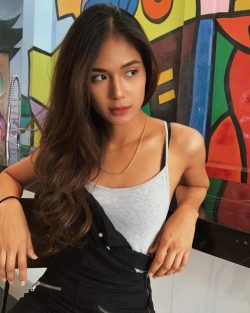 Devon Seron