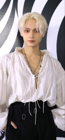 Moon Jun Hwi ( Jun )
