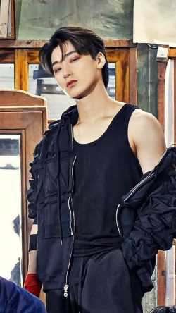 Choi San ( San )