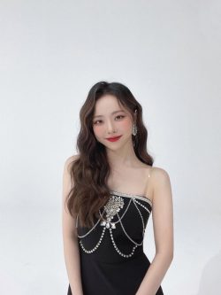 Wong Gaahei ( Vivi )