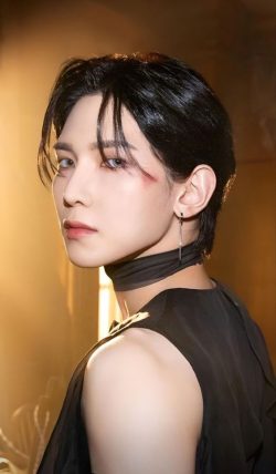 Kang Yeo Sang ( Yeosang )