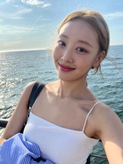 Ha Soo Young ( Yves )
