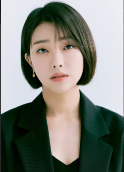 Lee Bom So Ri