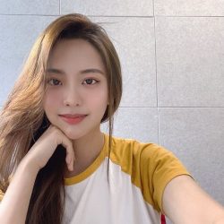 Green ( Kim Ji Won )
