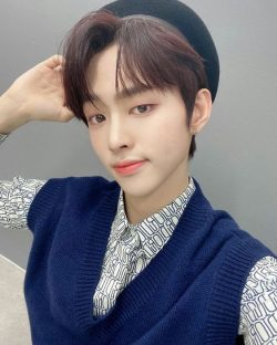 Hyeop ( Lee Hyeop )