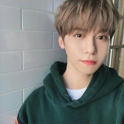Keonhee ( Lee Keon Hee )