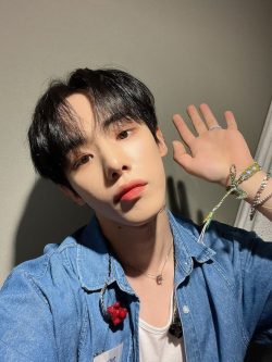 Xen ( Lee Jin Woo )
