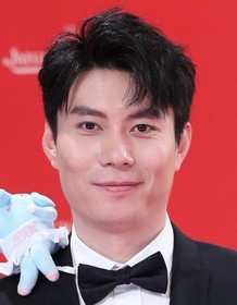 Ai Lun (Allen)
