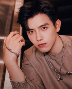 Arthur Chen (Chen Feiyu)